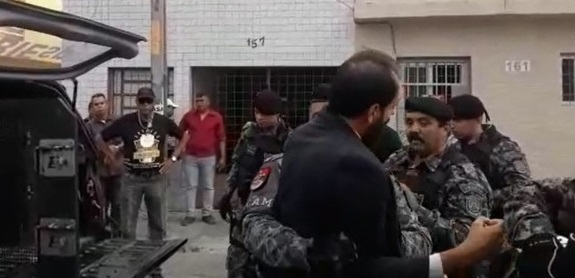 QUEREMOS JUSTIÇA!  Prisão do advogado Sávio Delano repercute e OAB-PE se posiciona contra PM de Caruaru