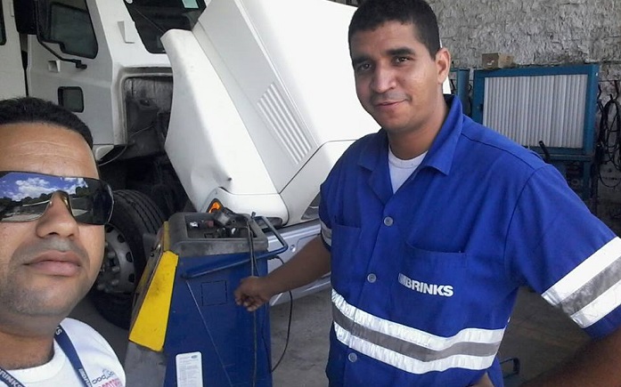 Diretor do Sindfort-PE inspeciona carros-fortes da Brinks