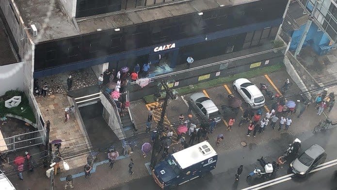NO PINA: Vigilante morre em ataque a carro-forte no final da manhã de hoje