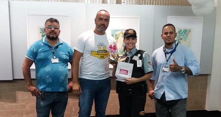 Associadas recebem brindes no Dia Internacional da Mulher