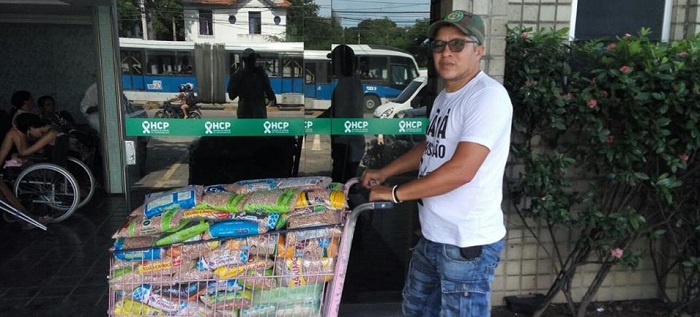 Diretor do Sindfort-PE entrega donativos ao Hospital do Câncer de Pernambuco