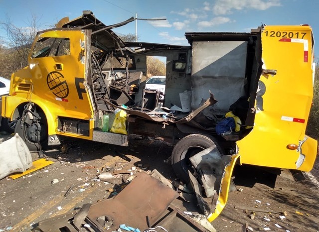 EXPLOSÃO A CARRO-FORTE NO SERTÃO PERNAMBUCANO CONTABILIZA O QUINTO ATAQUE NESTE ANO